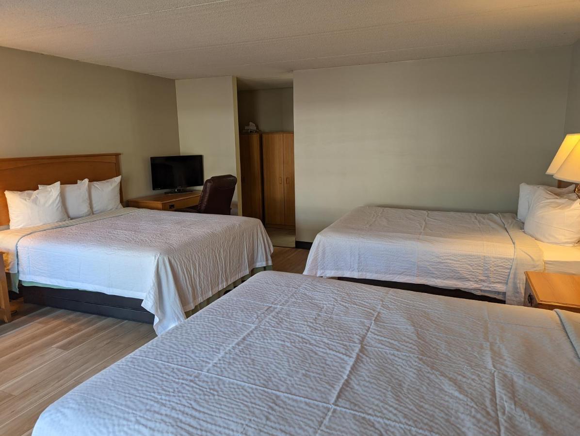 Days Inn By Wyndham בירץ' רן מראה חיצוני תמונה