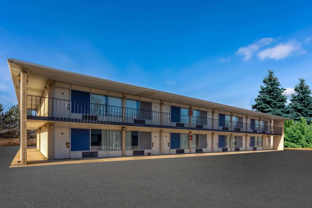 Days Inn By Wyndham בירץ' רן מראה חיצוני תמונה